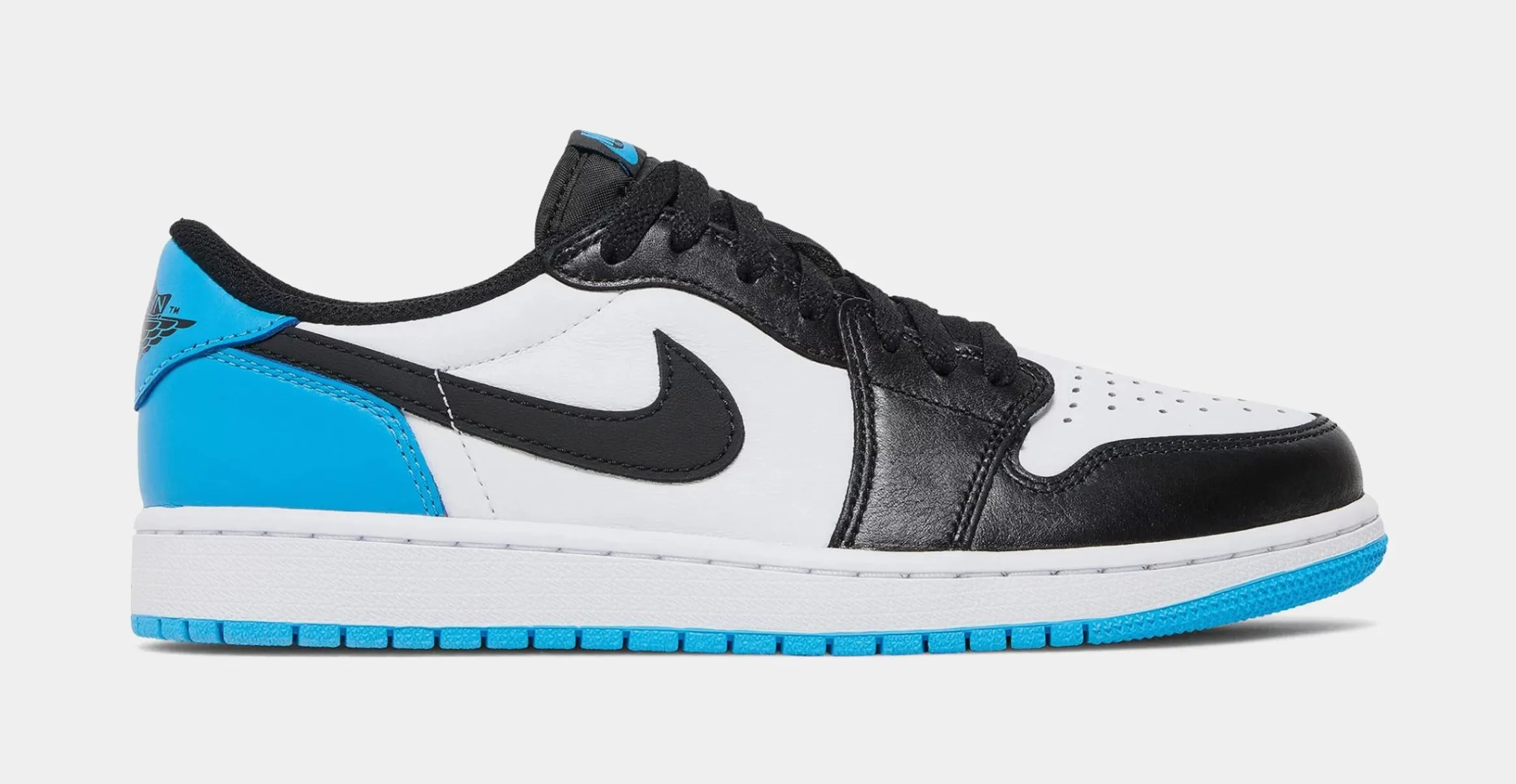 Air Jordan 1 Low Powder Blue Mens Lifestyle Shoes (Blue/Black)