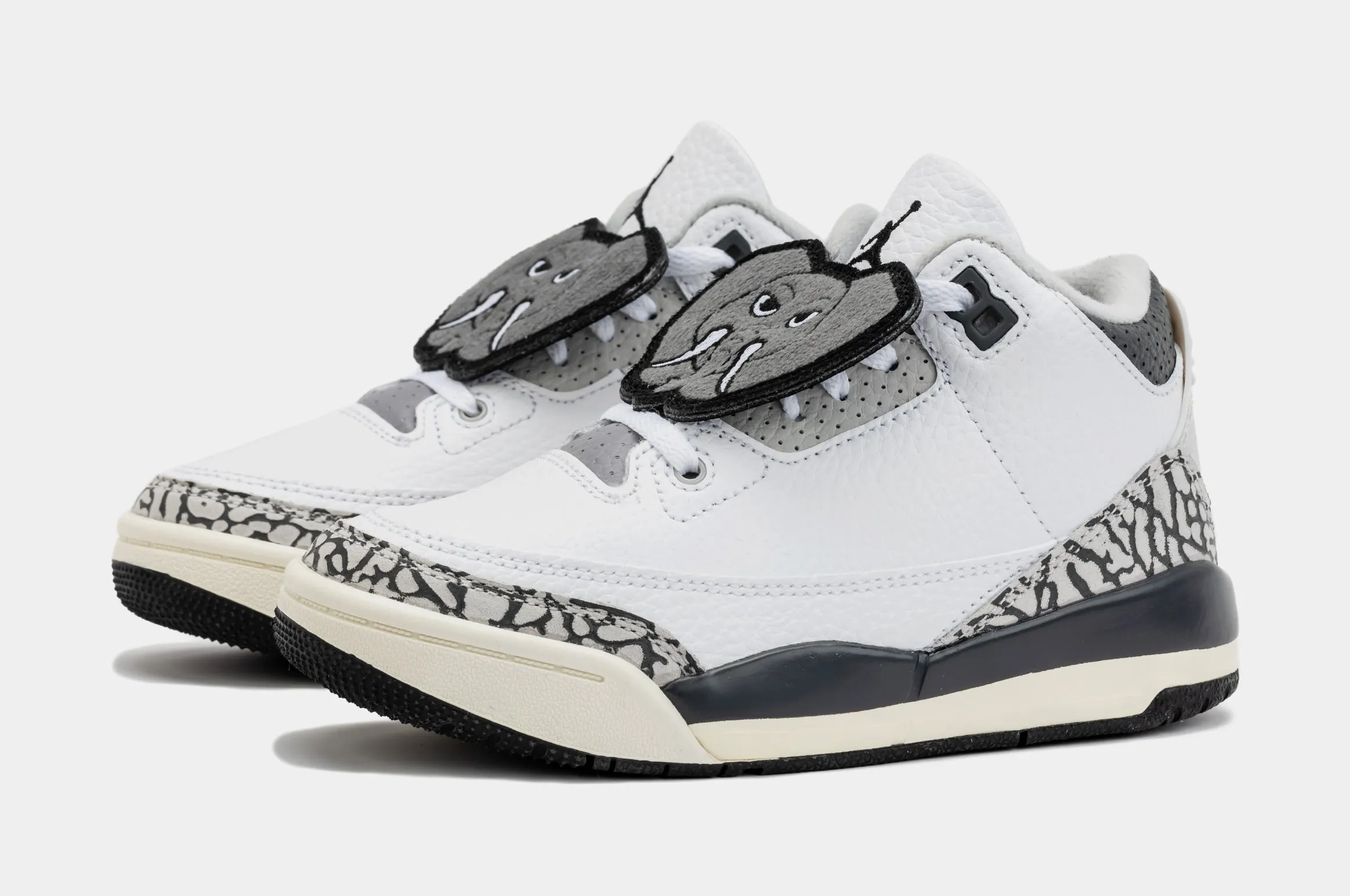 Air Jordan 3 Retro Hide N’ Sneak Preschool Lifestyle Shoes (White/Black)