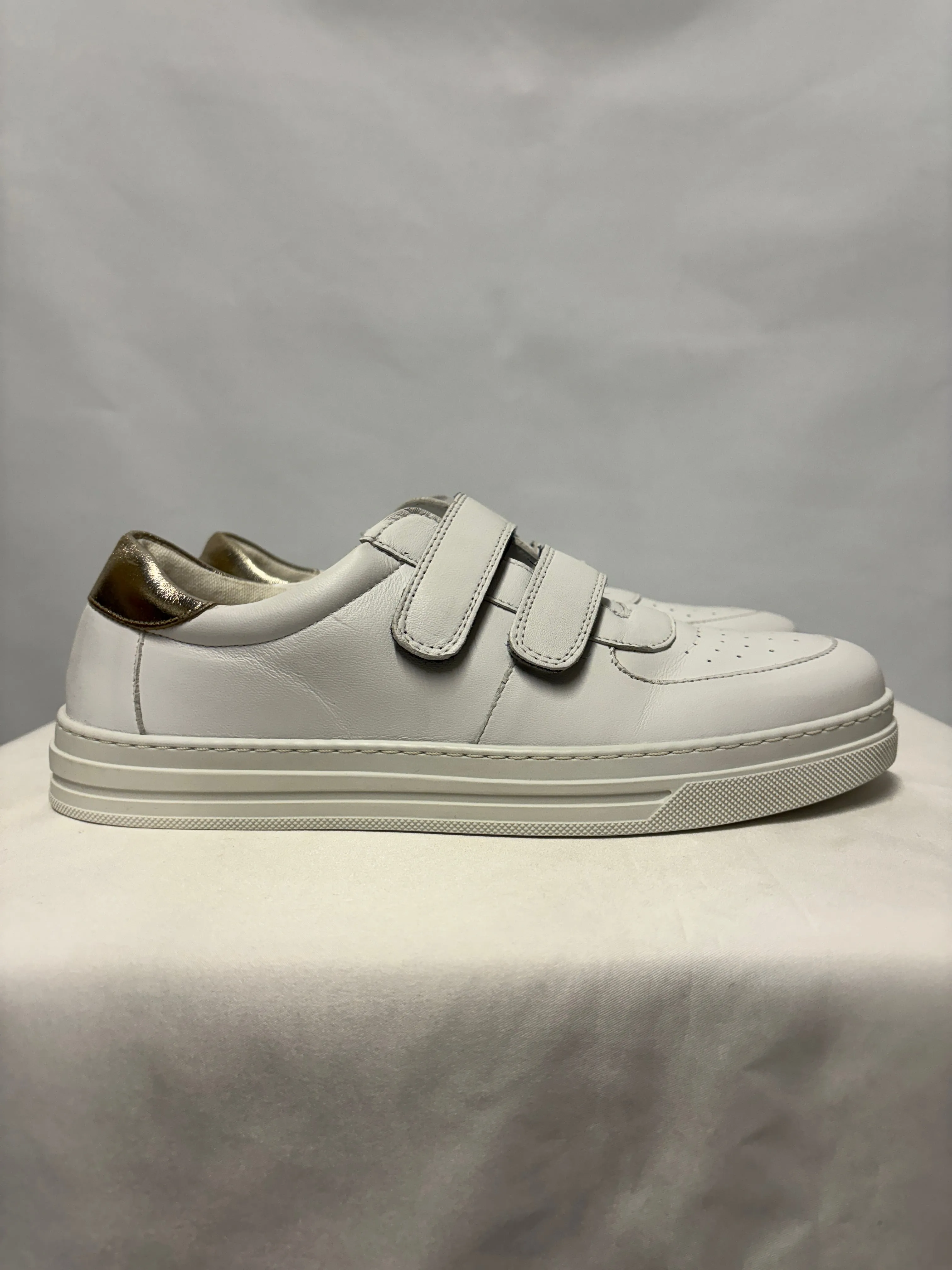 Boden White Velcro Trainers 40/7