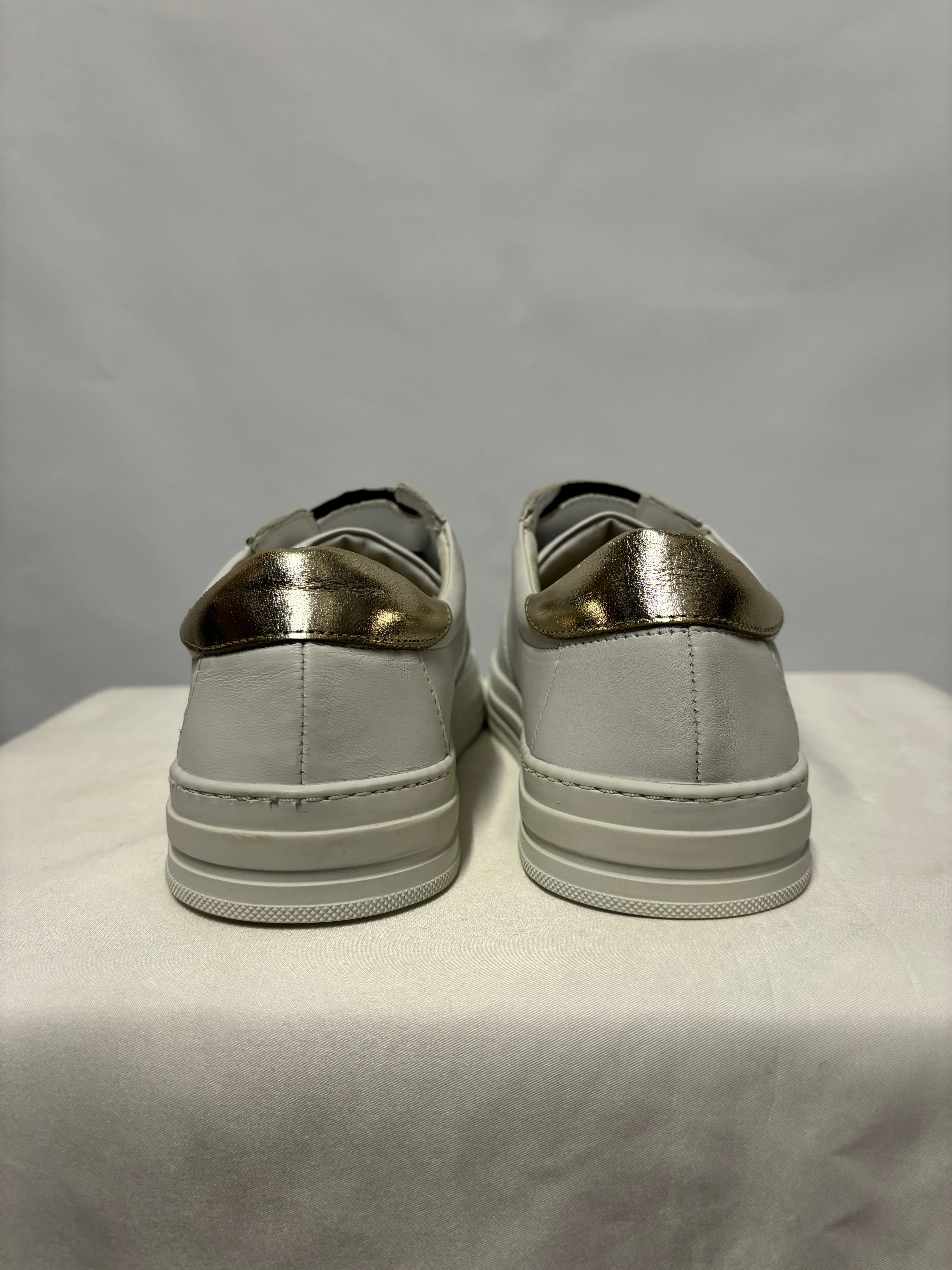 Boden White Velcro Trainers 40/7