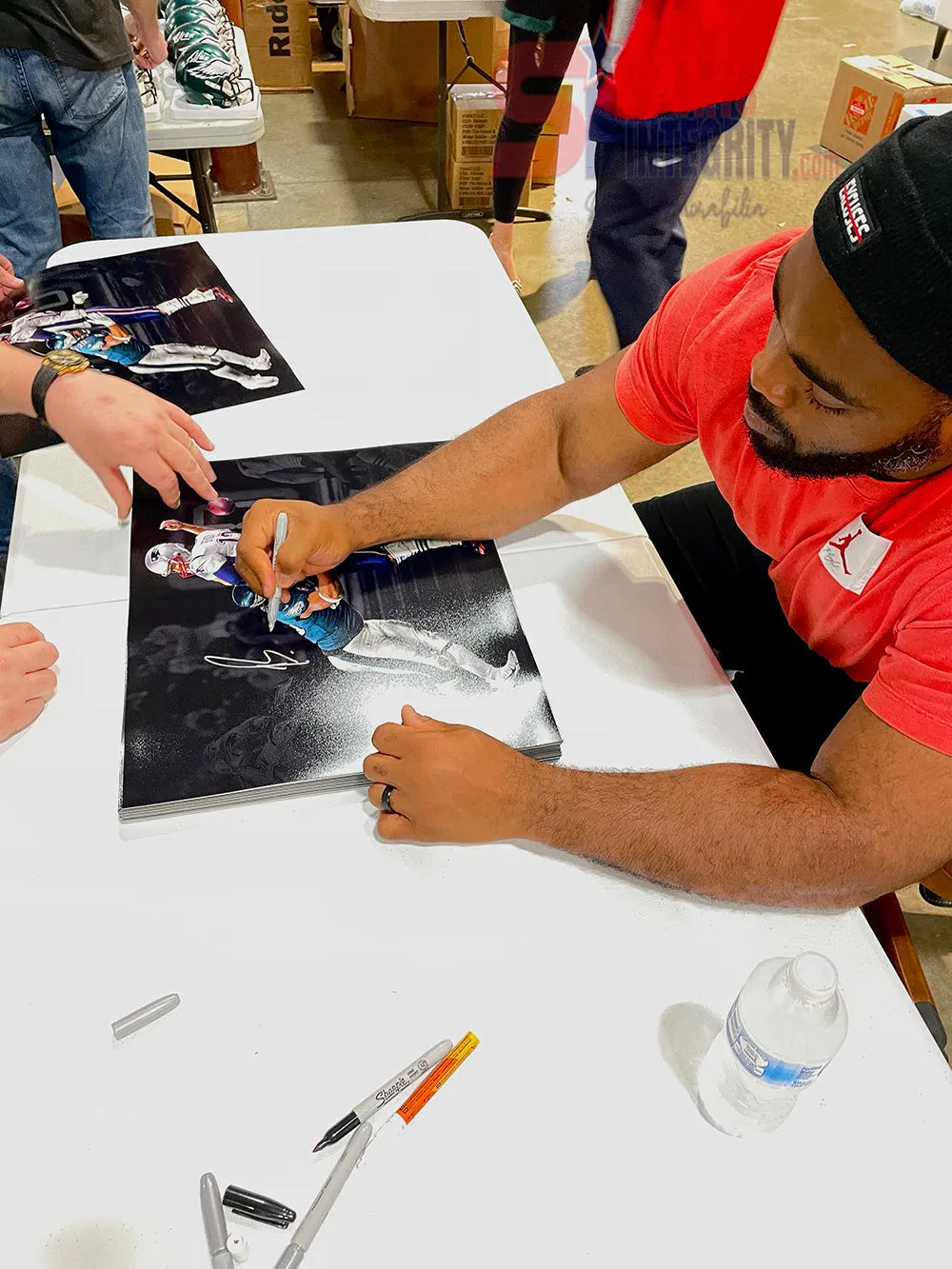 Brandon Graham Signed 16x20 Philadelphia Eagles Spotlight SB 52 Photo JSA ITP