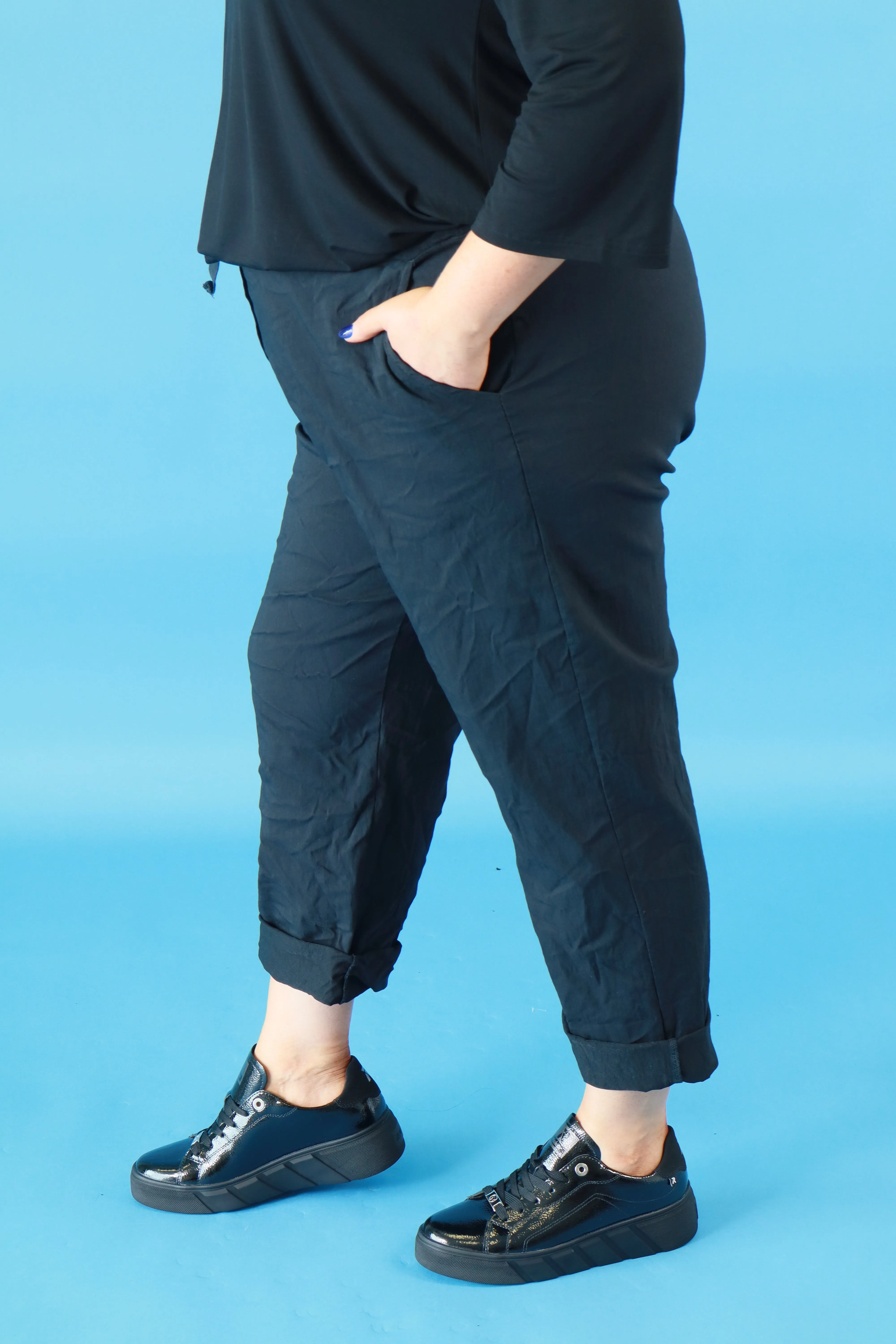 Grace Jogger in Black