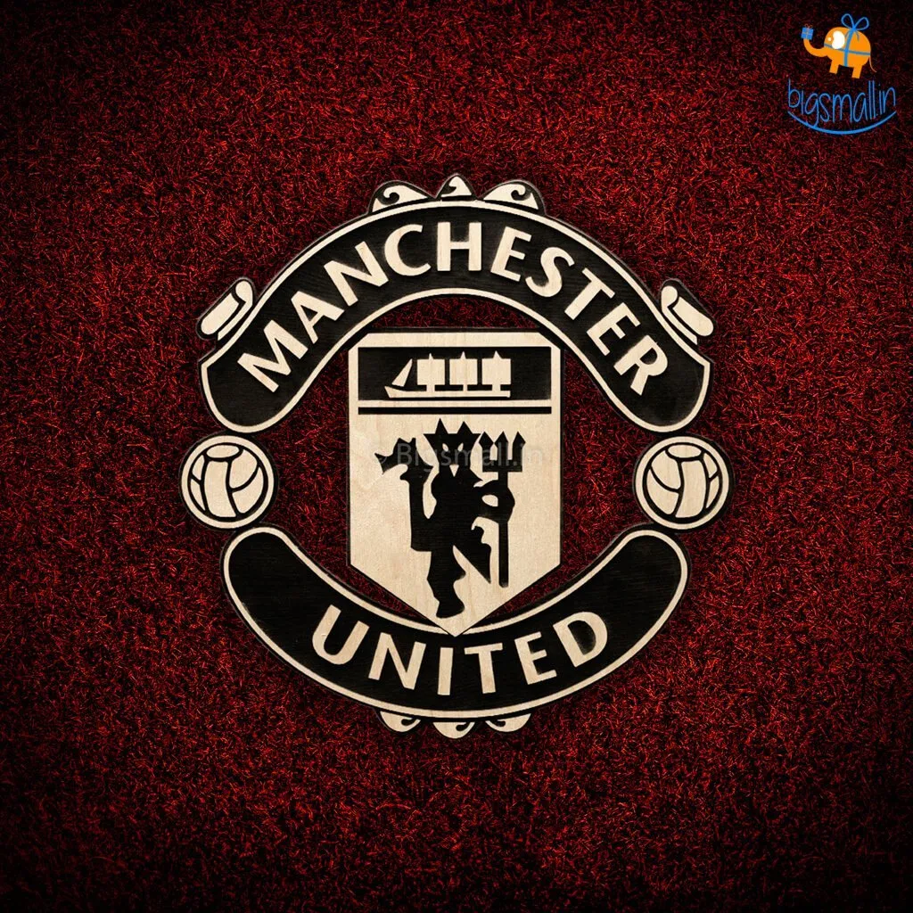 Manchester United Engraved Wooden Crest