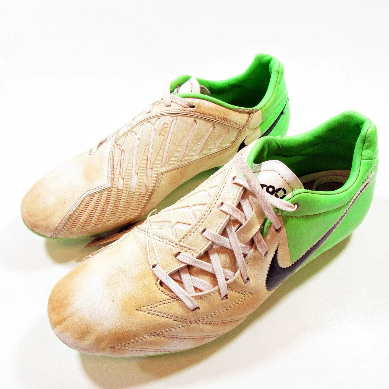 NIKE - T90