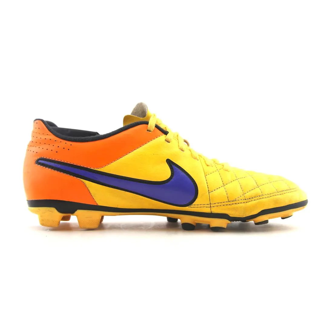 NIKE TIEMPO LOW