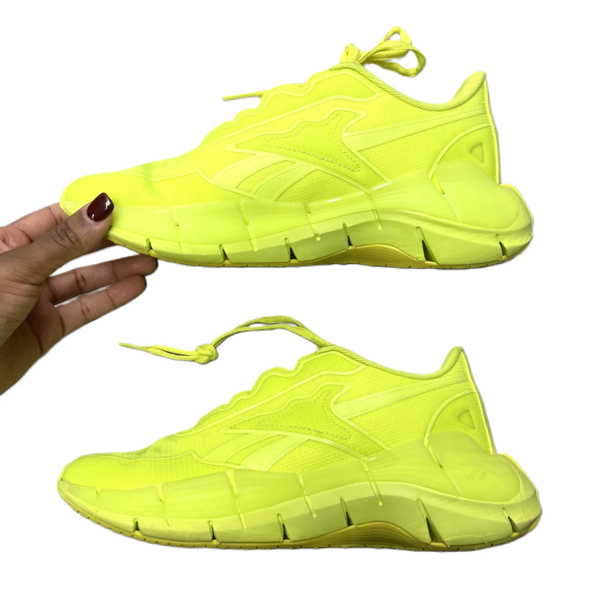 Shoes Athletic By Reebok In Neon, Size: 6.5