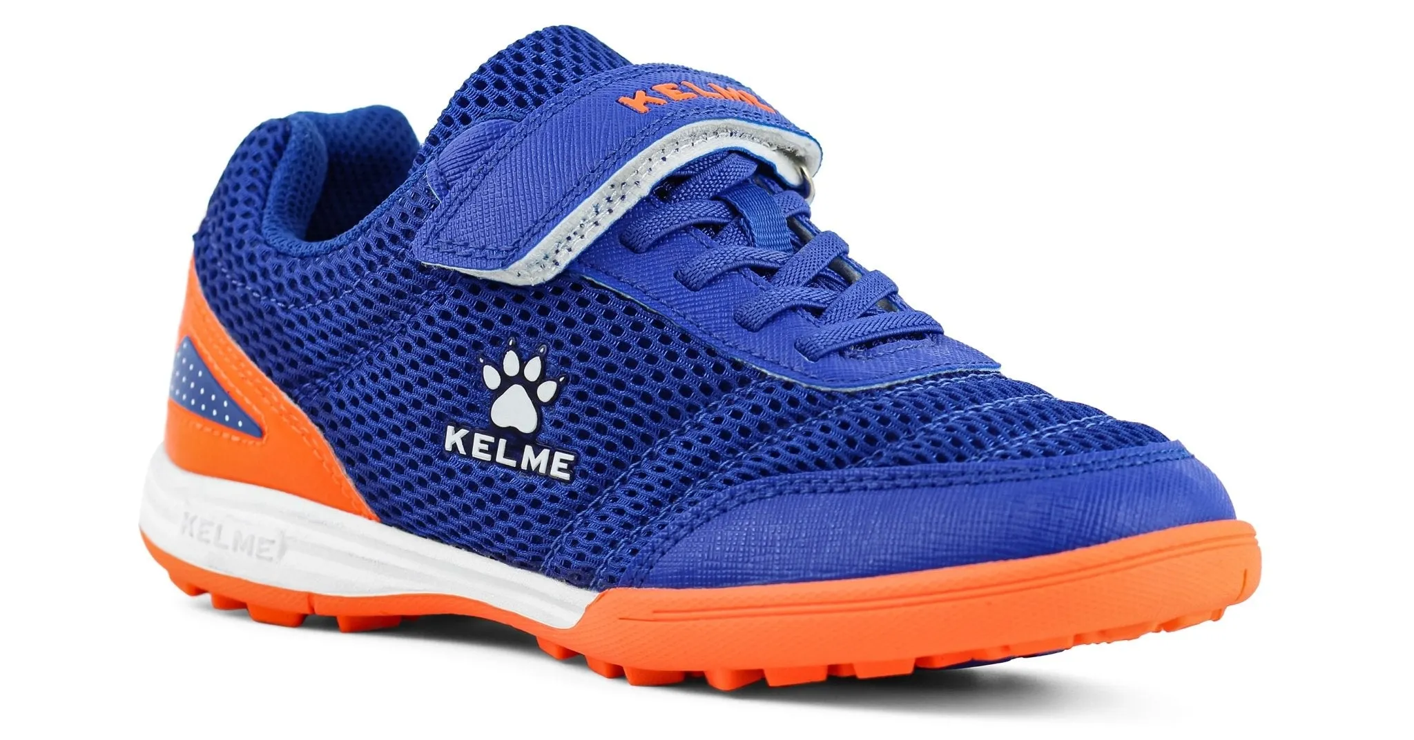 SOCCER KELME SHOSE