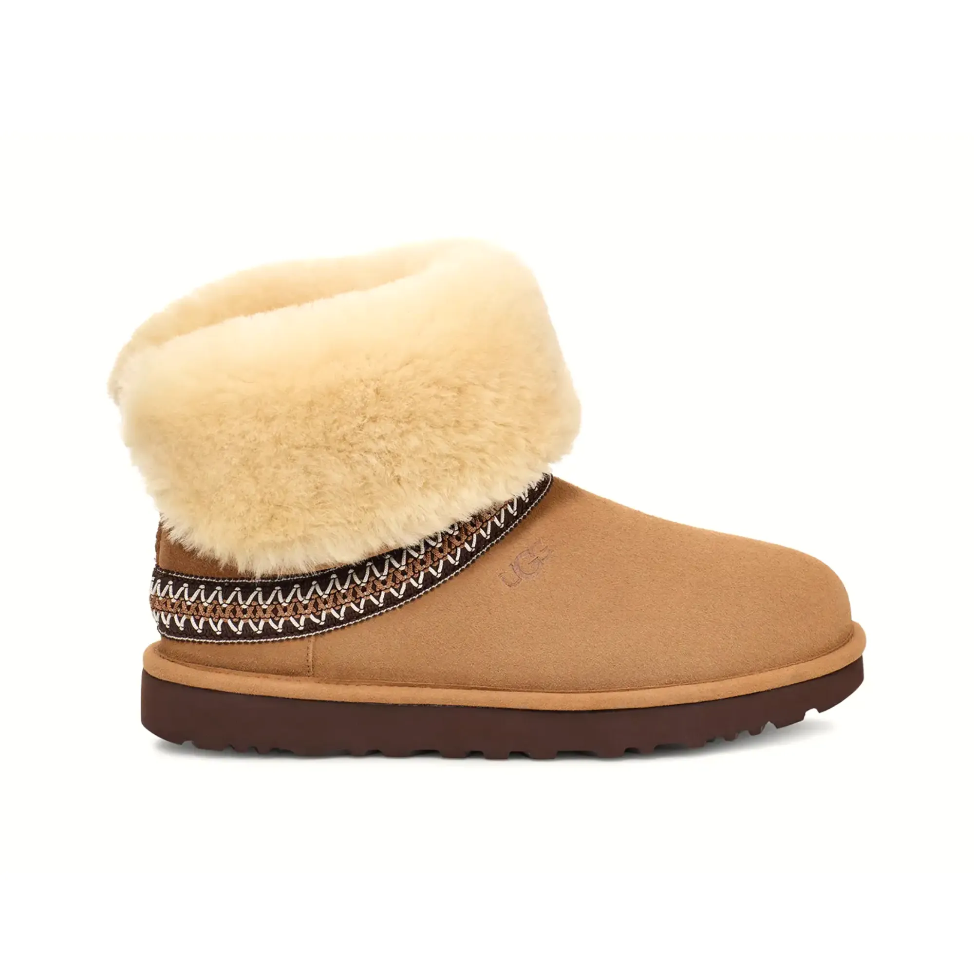 UGG CLASSIC SHORT CRESCENT BOOT WOMEN