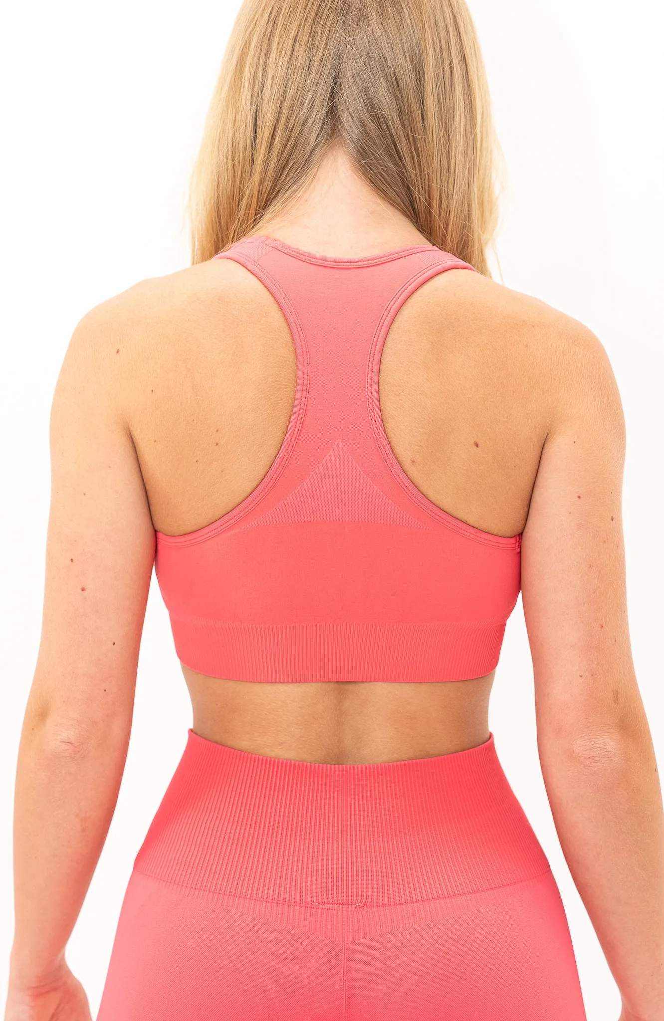 Unlimited Seamless Shorts & Sports Bra Set - Coral