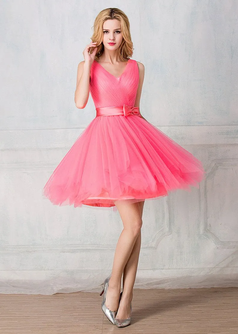 V-shape neckline knee-length tulle short prom dress