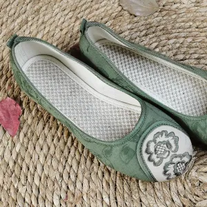 Women's Head Leisure Flat Breathable Green Cloth Canvas Shoes